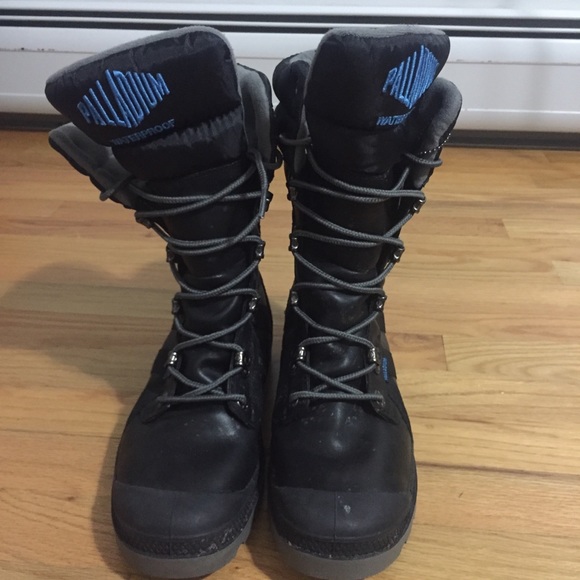 Palladium Snow Boots - Picture 1 of 4